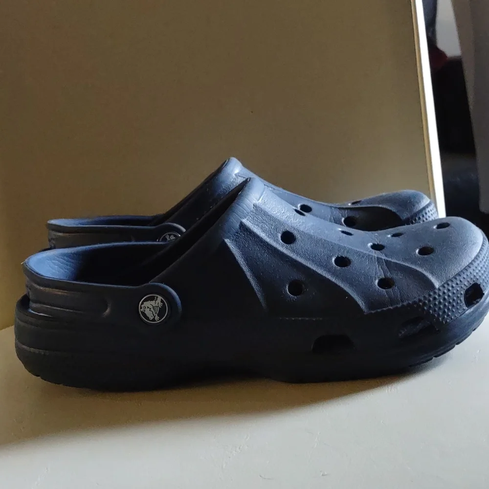 Crocs - Picture 3 of 3